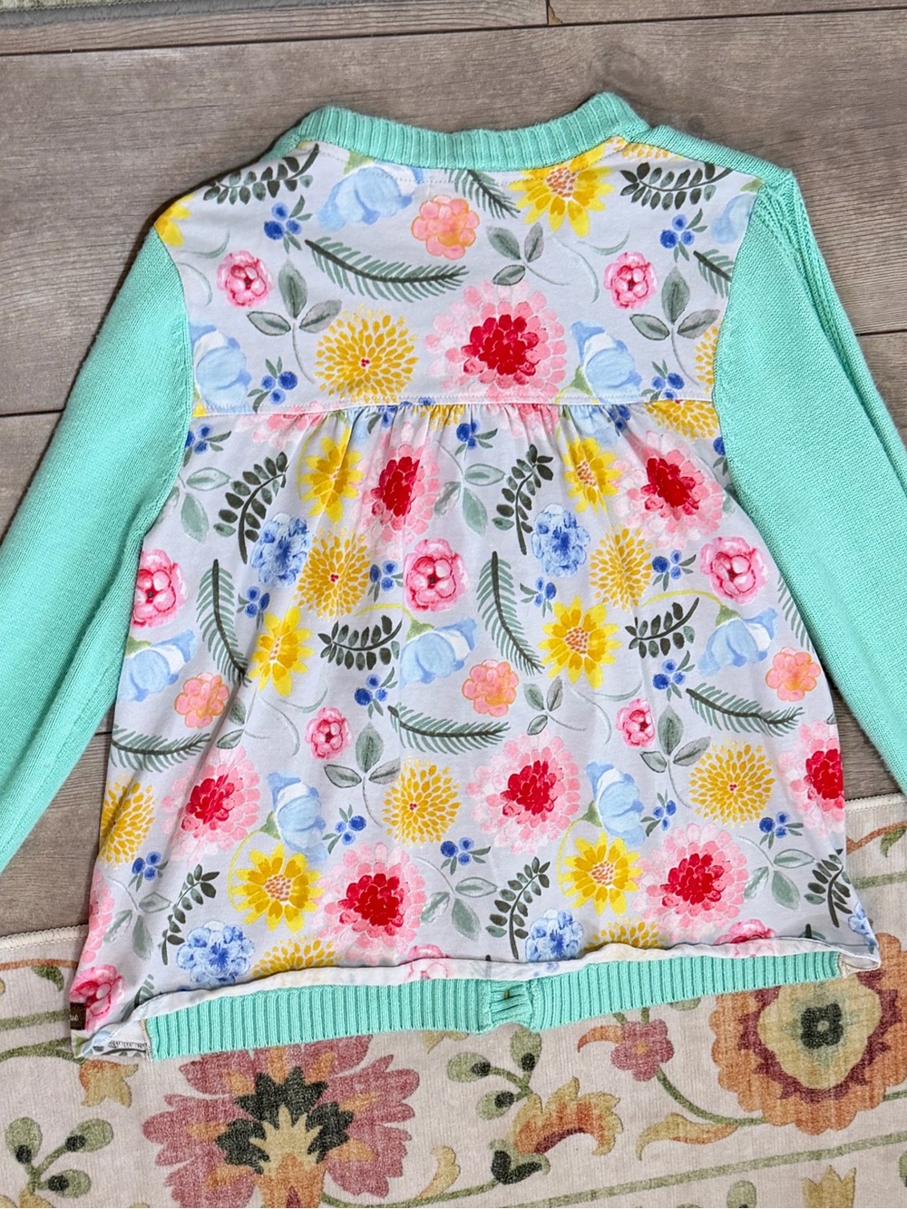 Matilda Jane Girls Vibrant Floral Cardigan Sweater Size 10 Happy and Free